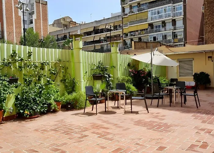 Paraiso Hostel *